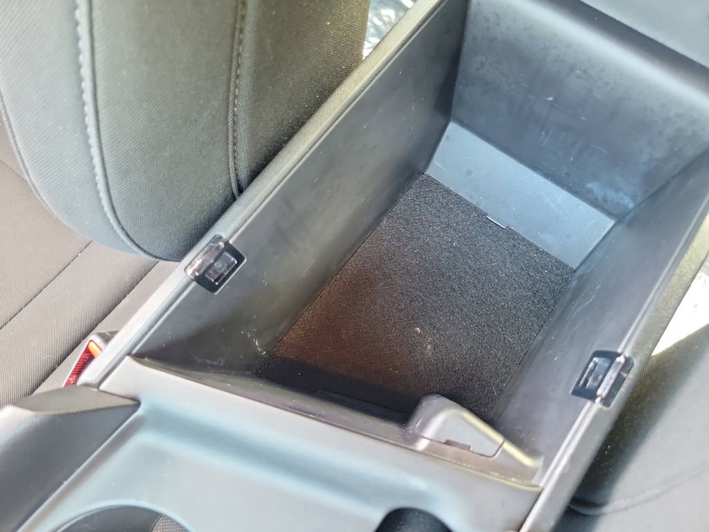 Used 2025 Hyundai Elantra Sport FWD image 14