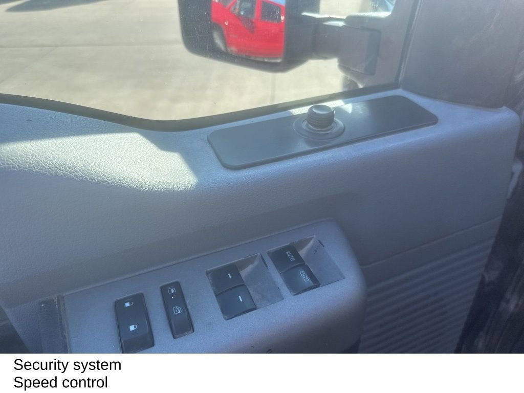 Used 2015 Ford F250 XLT w/ Snow Plow Prep Package image 18