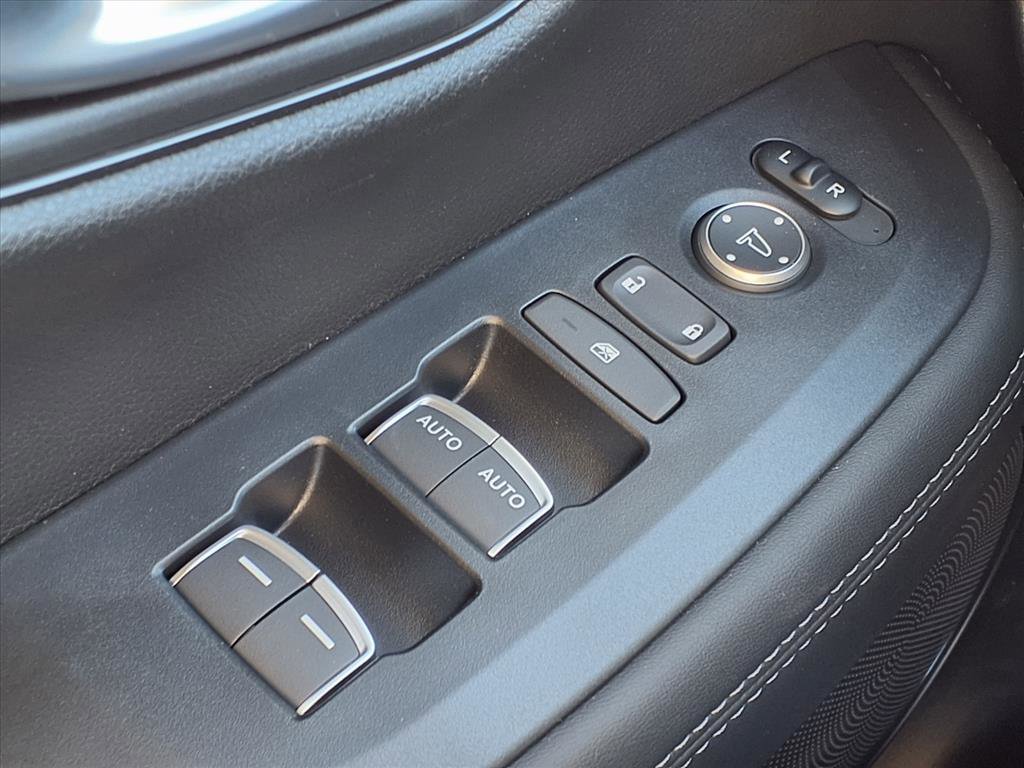 New 2026 Honda HR-V EX-L image 13