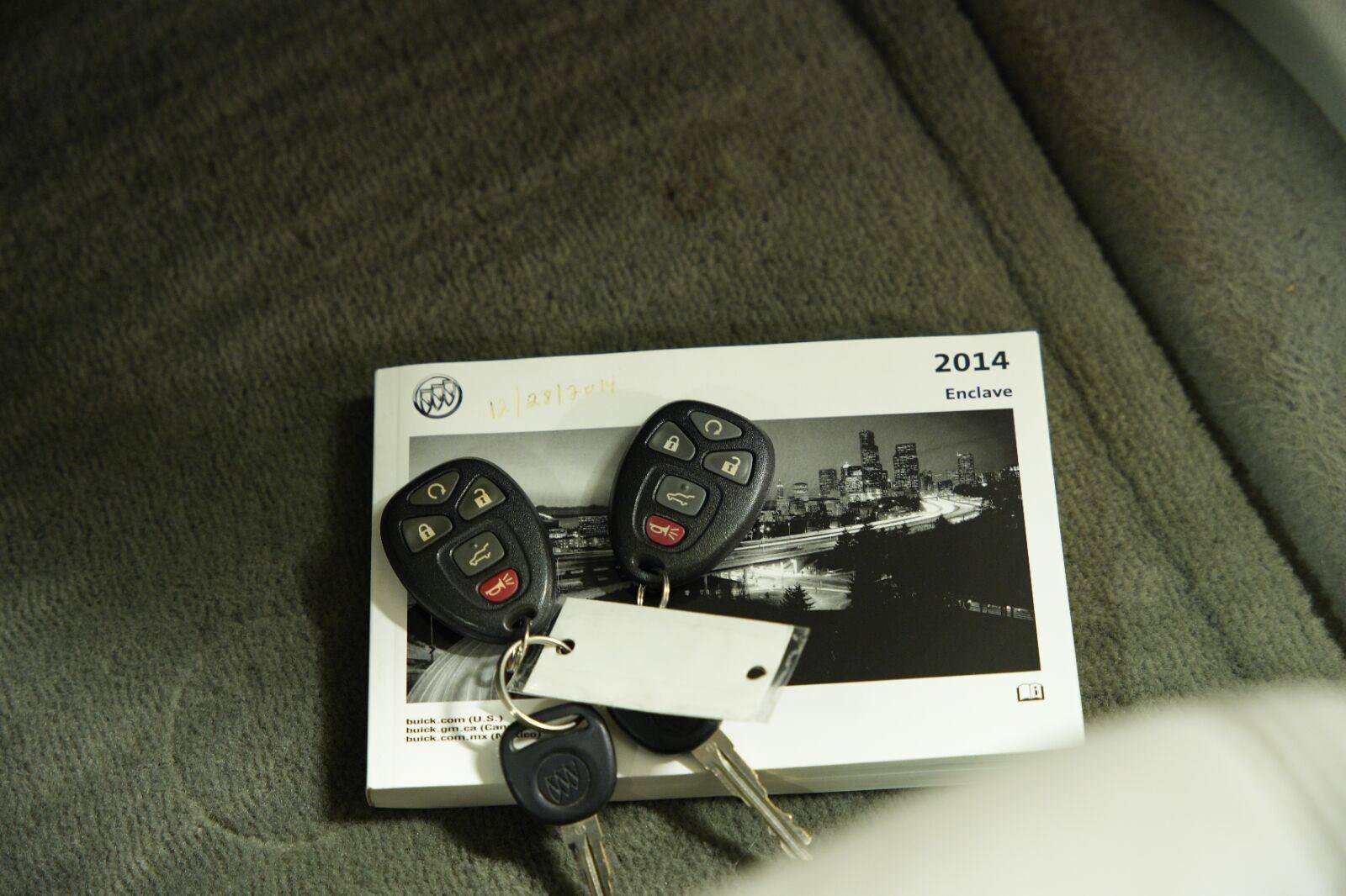 Certified 2014 Buick Enclave Premium FWD image 26