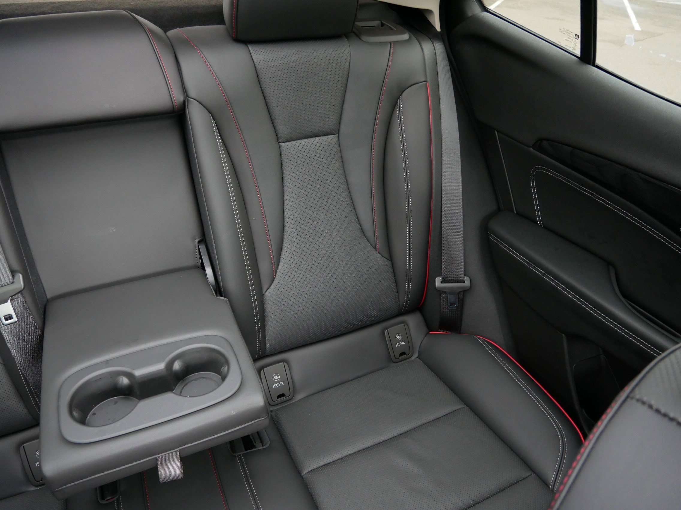 Used 2023 Buick Envision Essence w/ Sport Touring Package image 14