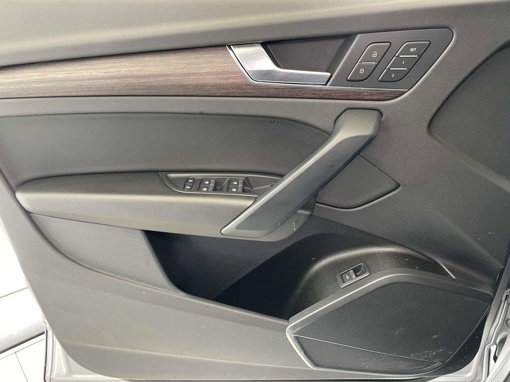 Certified 2023 Audi Q5 2.0T Premium w/ Convenience Package image 34