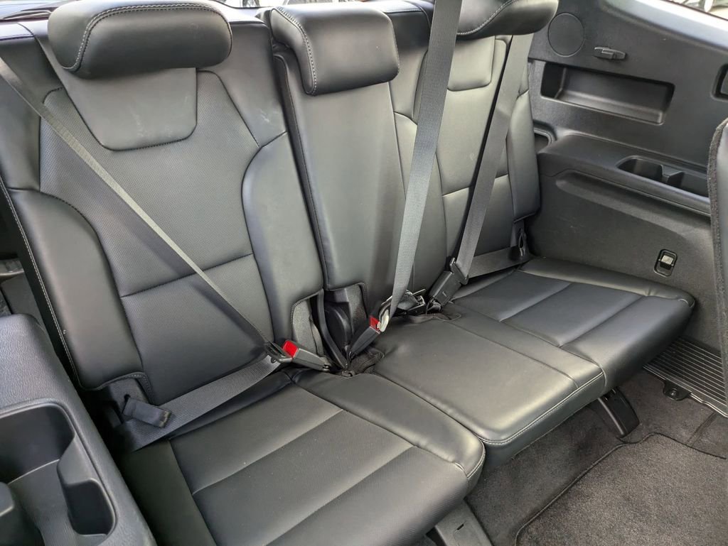 Used 2025 Kia Telluride S image 30
