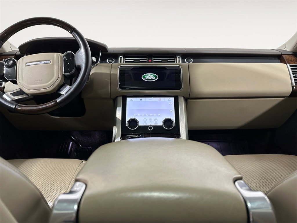 Used 2020 Land Rover Range Rover HSE image 11