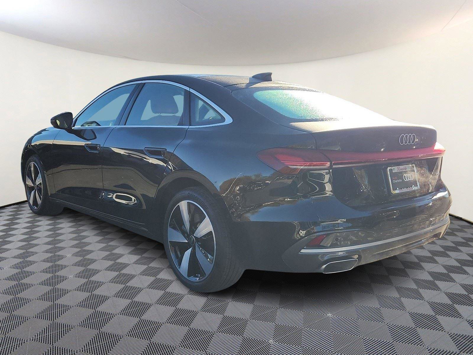 New 2025 Audi A5 2.0T Premium image 4