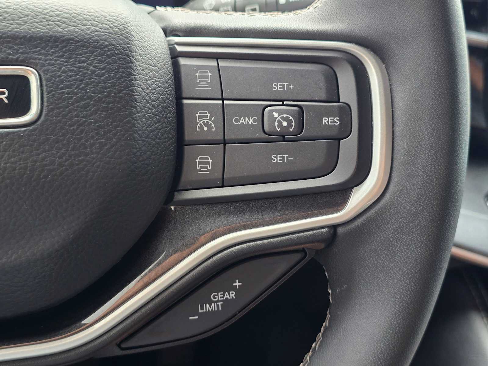 Used 2022 Jeep Wagoneer Series I w/ Convenience Group I RWD image 37