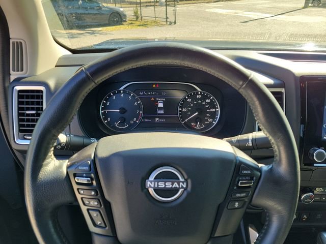 Used 2023 Nissan Frontier SV w/ SV Convenience Package image 16