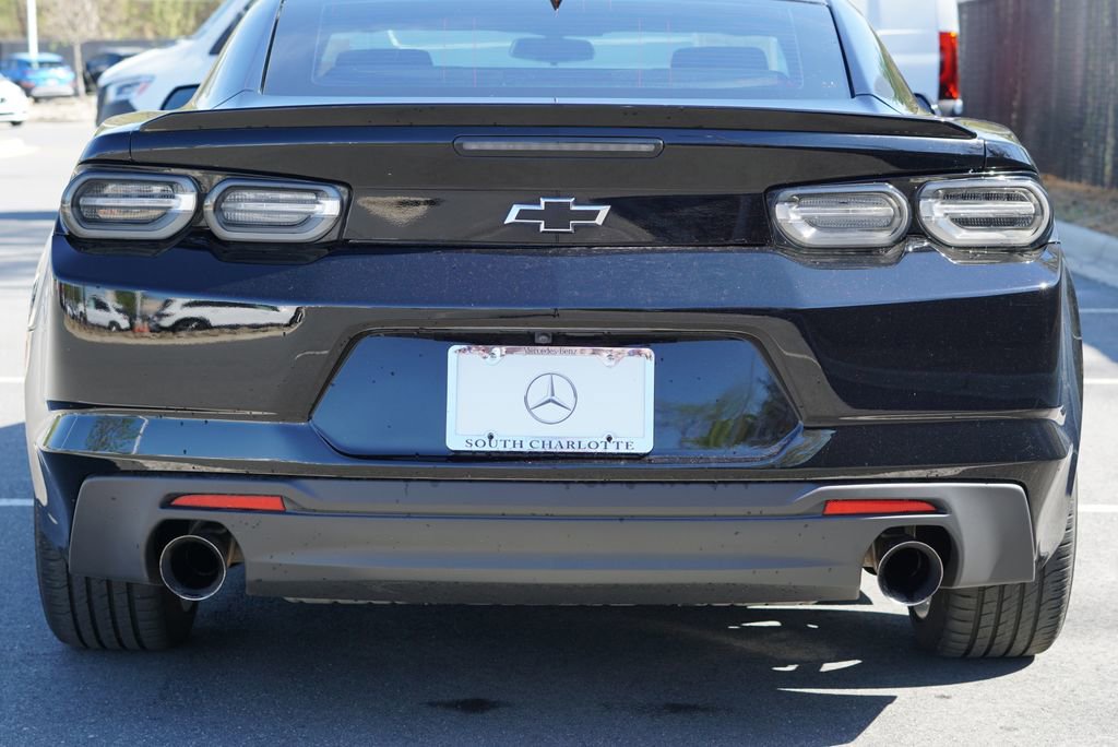 Used 2019 Chevrolet Camaro LT w/ RS Package image 11