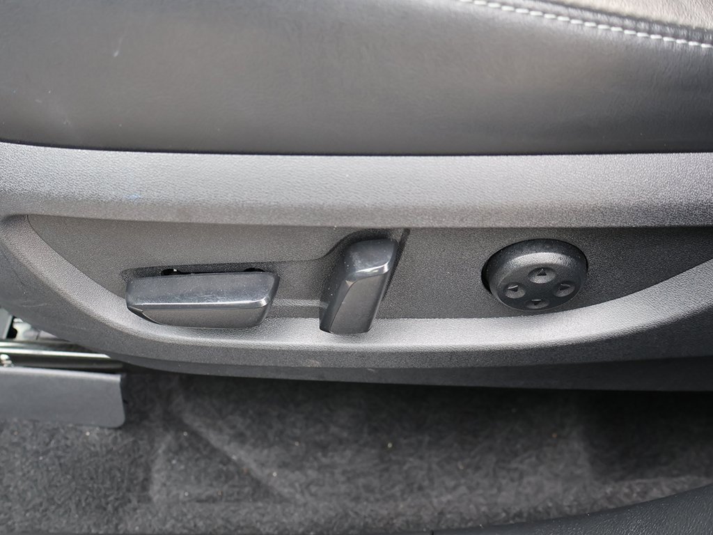 Used 2023 INFINITI QX50 Luxe image 32