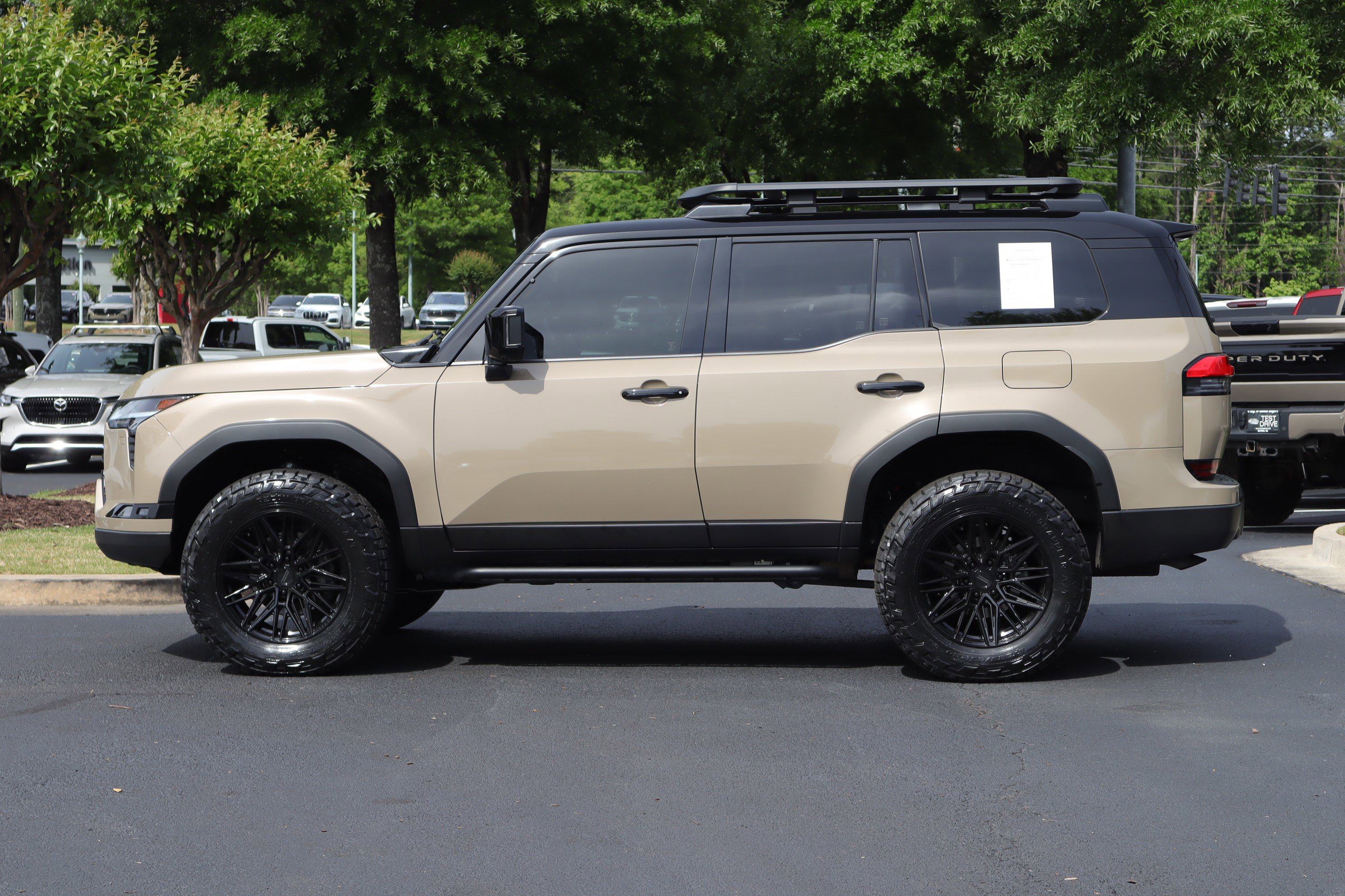 Used 2024 Lexus GX 550 AWD/4WD image 6