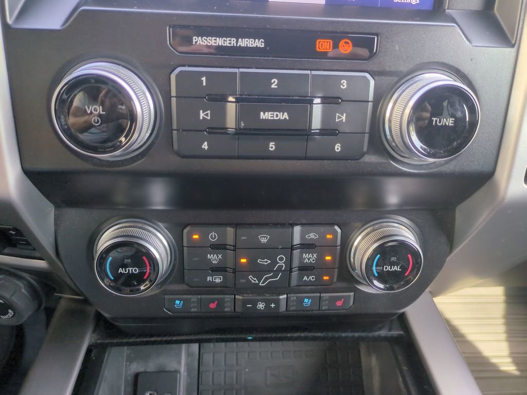 Used 2020 Ford F250 Platinum image 26