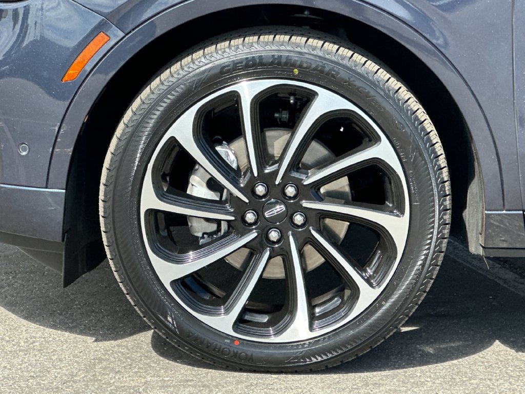Certified 2024 Lincoln Nautilus Black Label AWD/4WD image 24