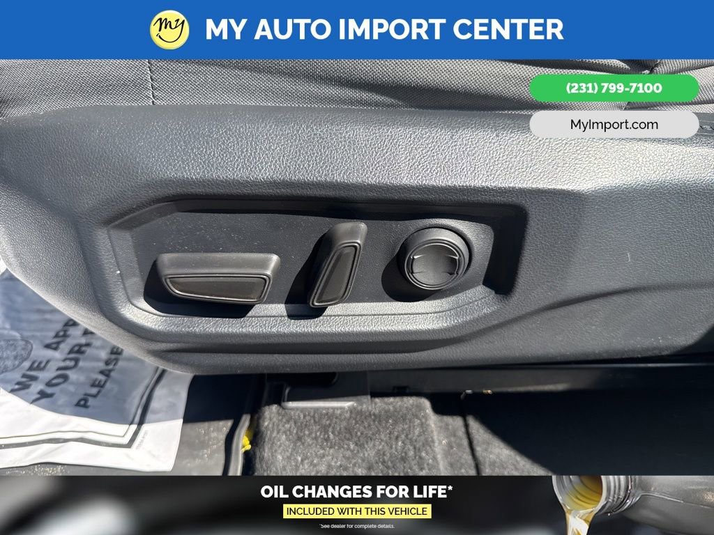 Used 2025 Toyota Tundra SR5 image 12