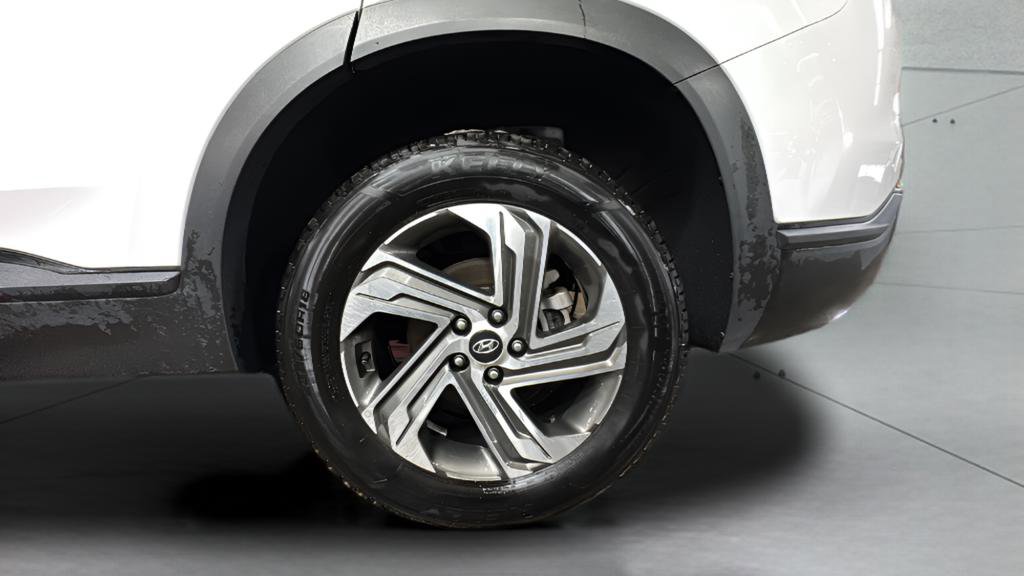 Used 2023 Hyundai Santa Fe SEL image 17