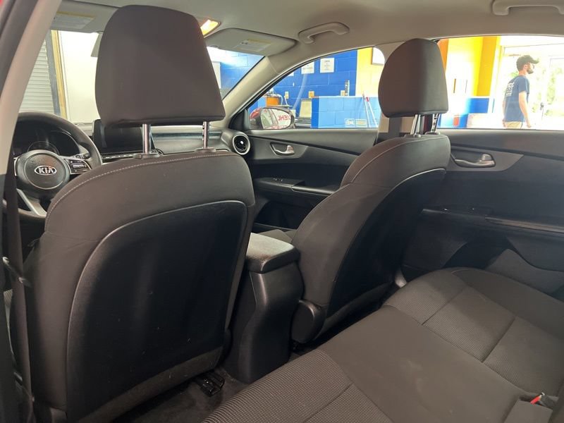 Used 2020 Kia Forte LXS FWD image 16