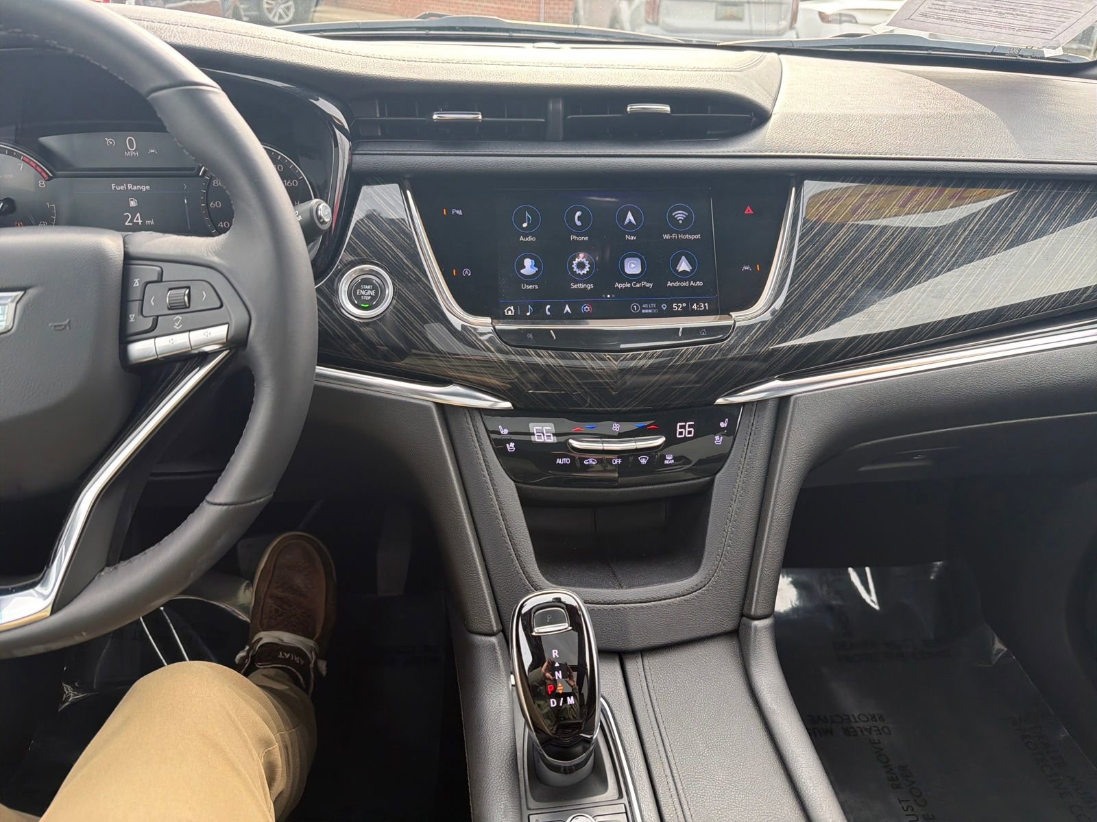 Used 2022 Cadillac XT6 Premium Luxury AWD/4WD image 19