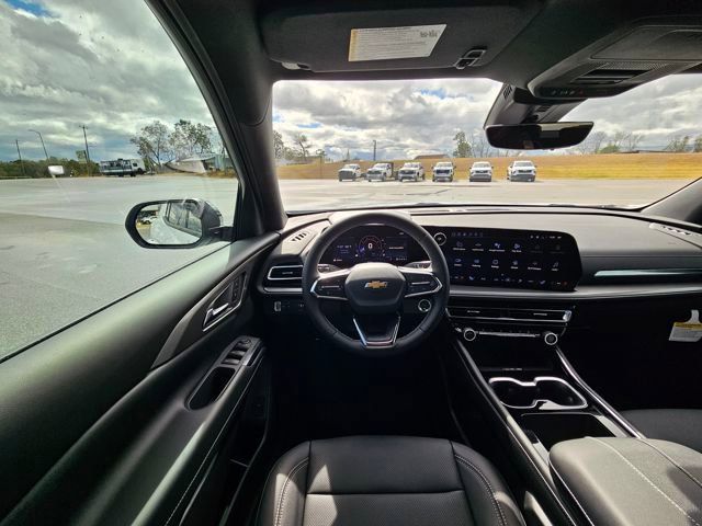 New 2026 Chevrolet Traverse LT w/ Sun and Wheel Package image 13