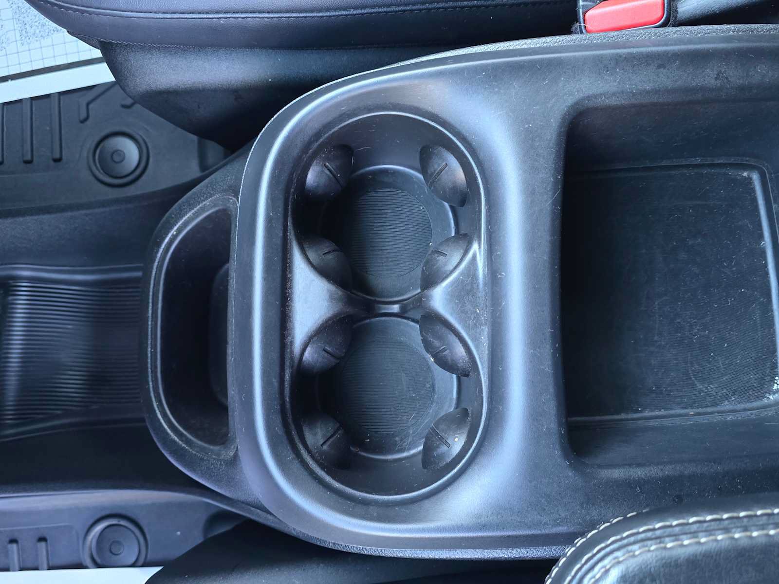Used 2026 Chrysler Pacifica Select FWD image 26