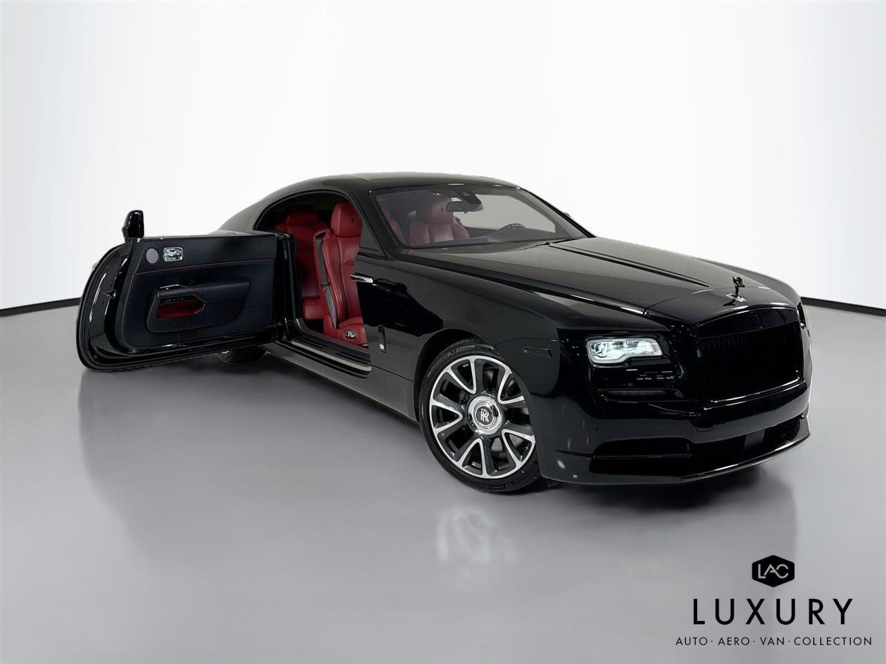 Used 2019 Rolls-Royce Wraith image 3