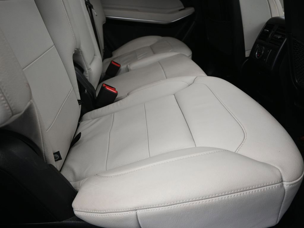 Used 2019 Mercedes-Benz GLS 550 4MATIC image 24