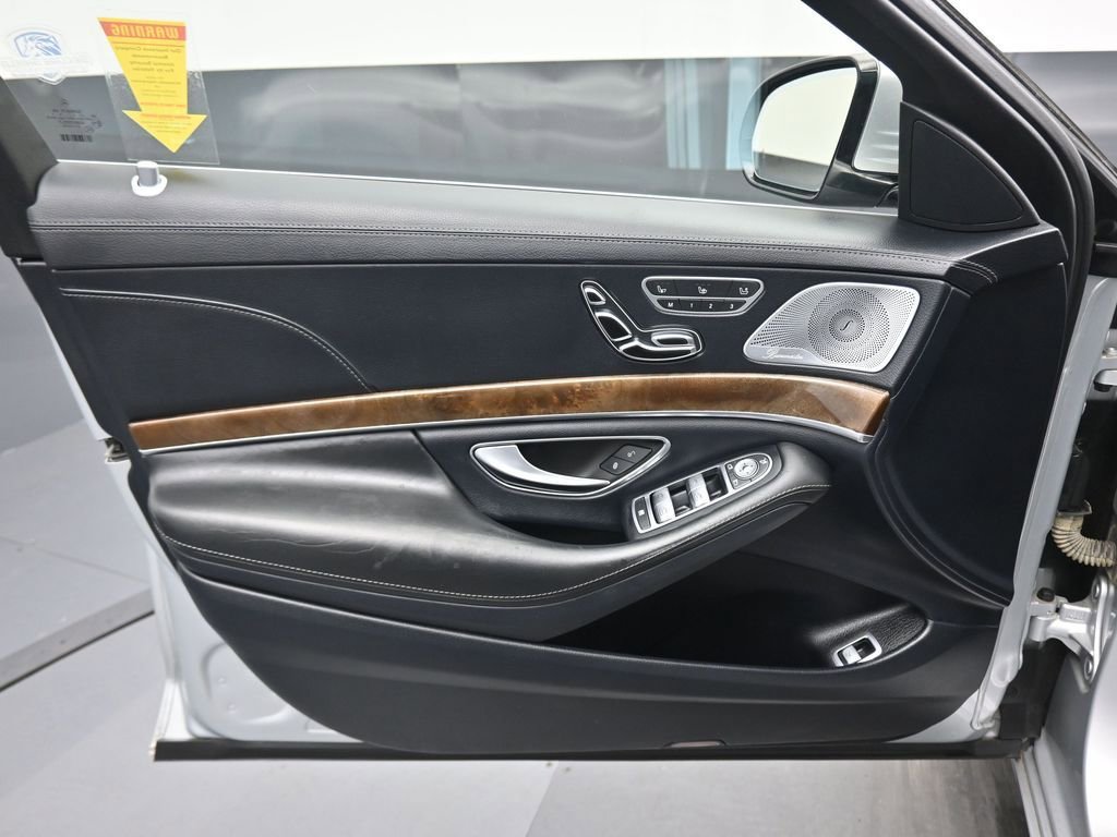 Used 2016 Mercedes-Benz S 550 4MATIC Sedan image 9
