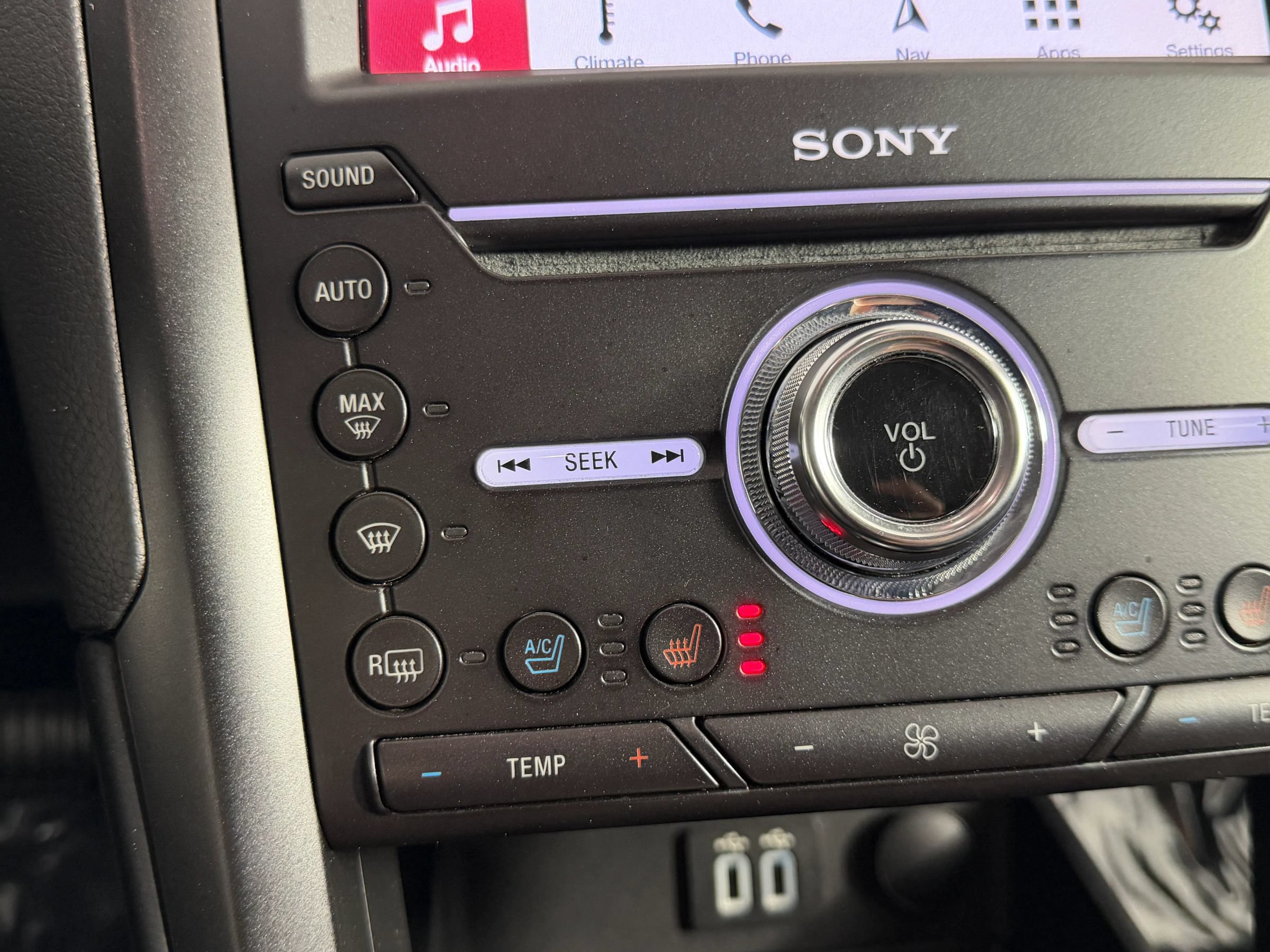 Used 2019 Ford Fusion Titanium FWD image 29