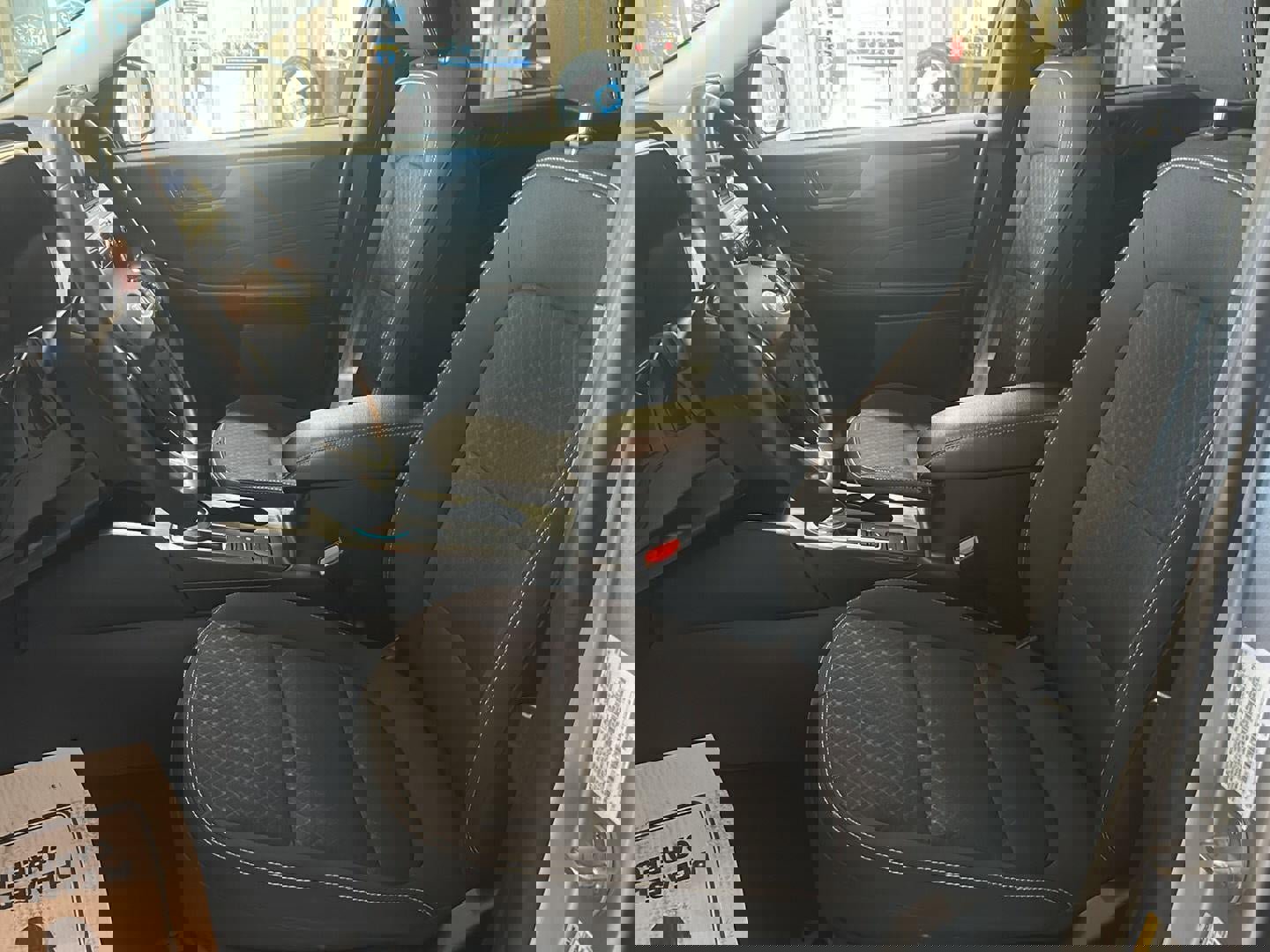 Used 2024 Ford Escape Active image 12