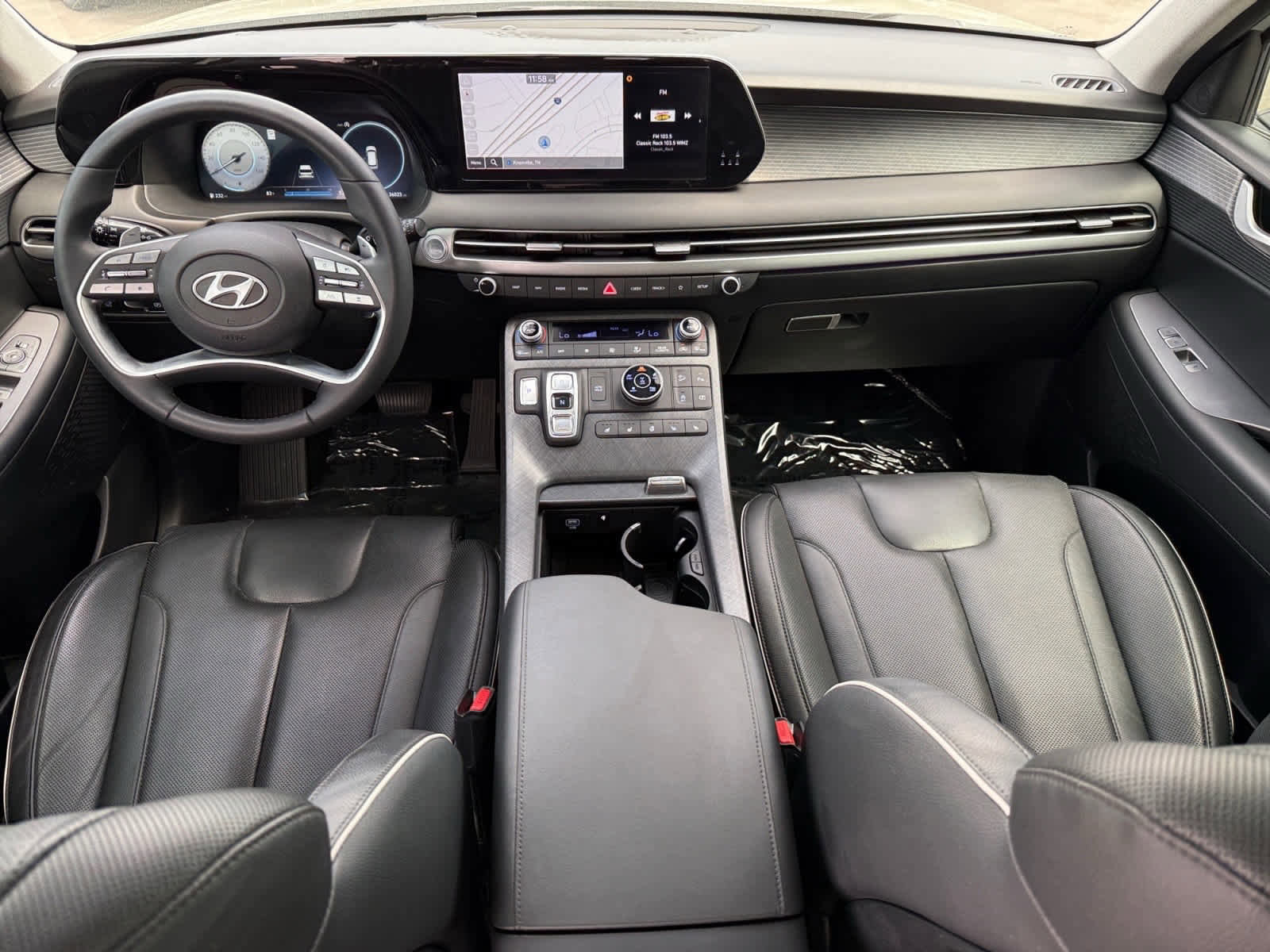 Used 2024 Hyundai Palisade Limited AWD/4WD image 12