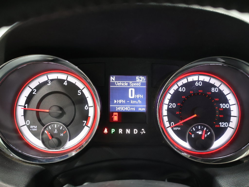 Used 2011 Dodge Grand Caravan Crew w/ Entertainment Group 1 FWD image 32