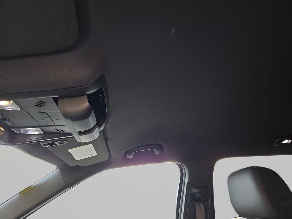 Used 2020 Chevrolet Blazer RS image 28