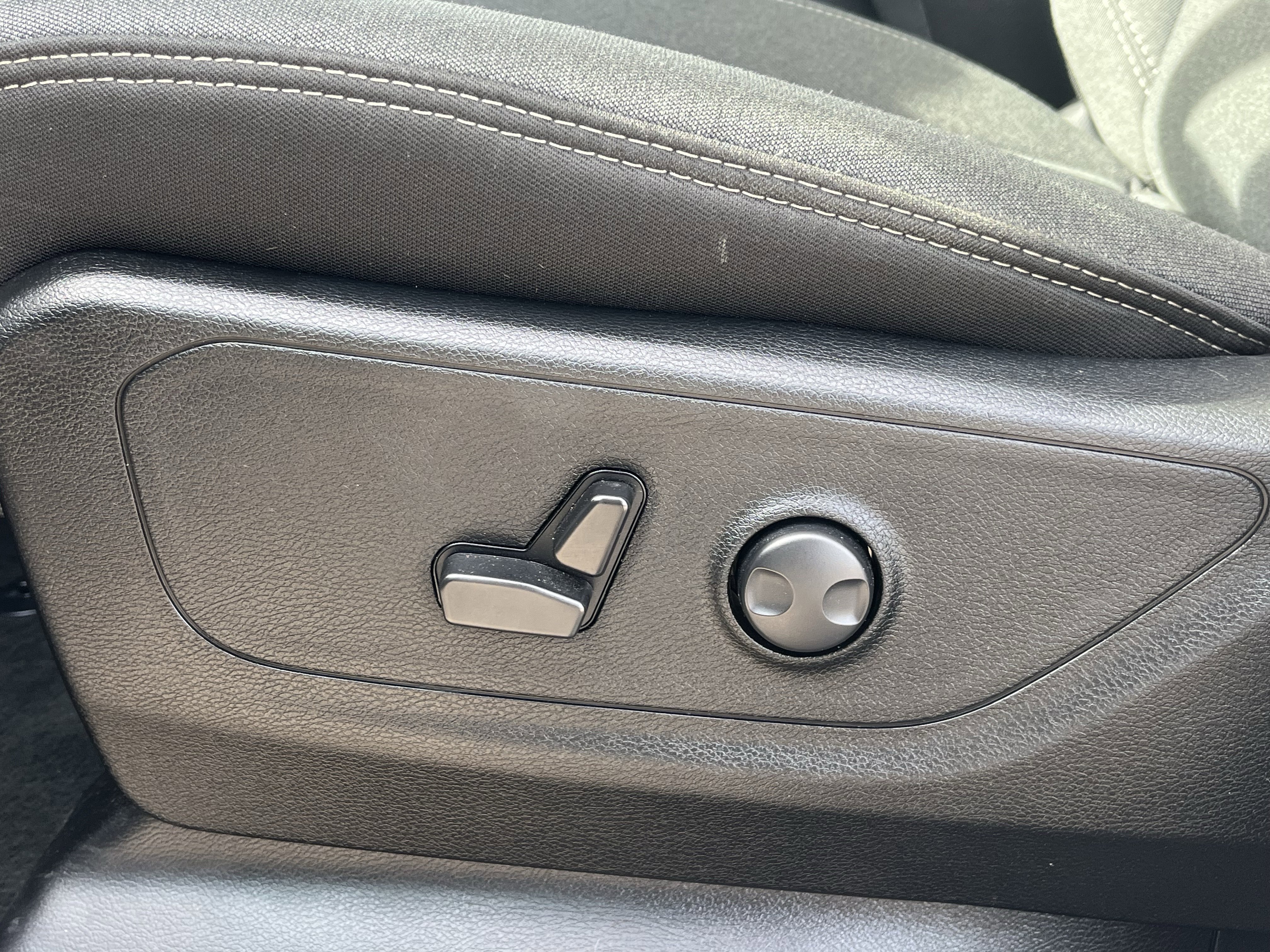 Used 2024 RAM 1500 Big Horn image 16