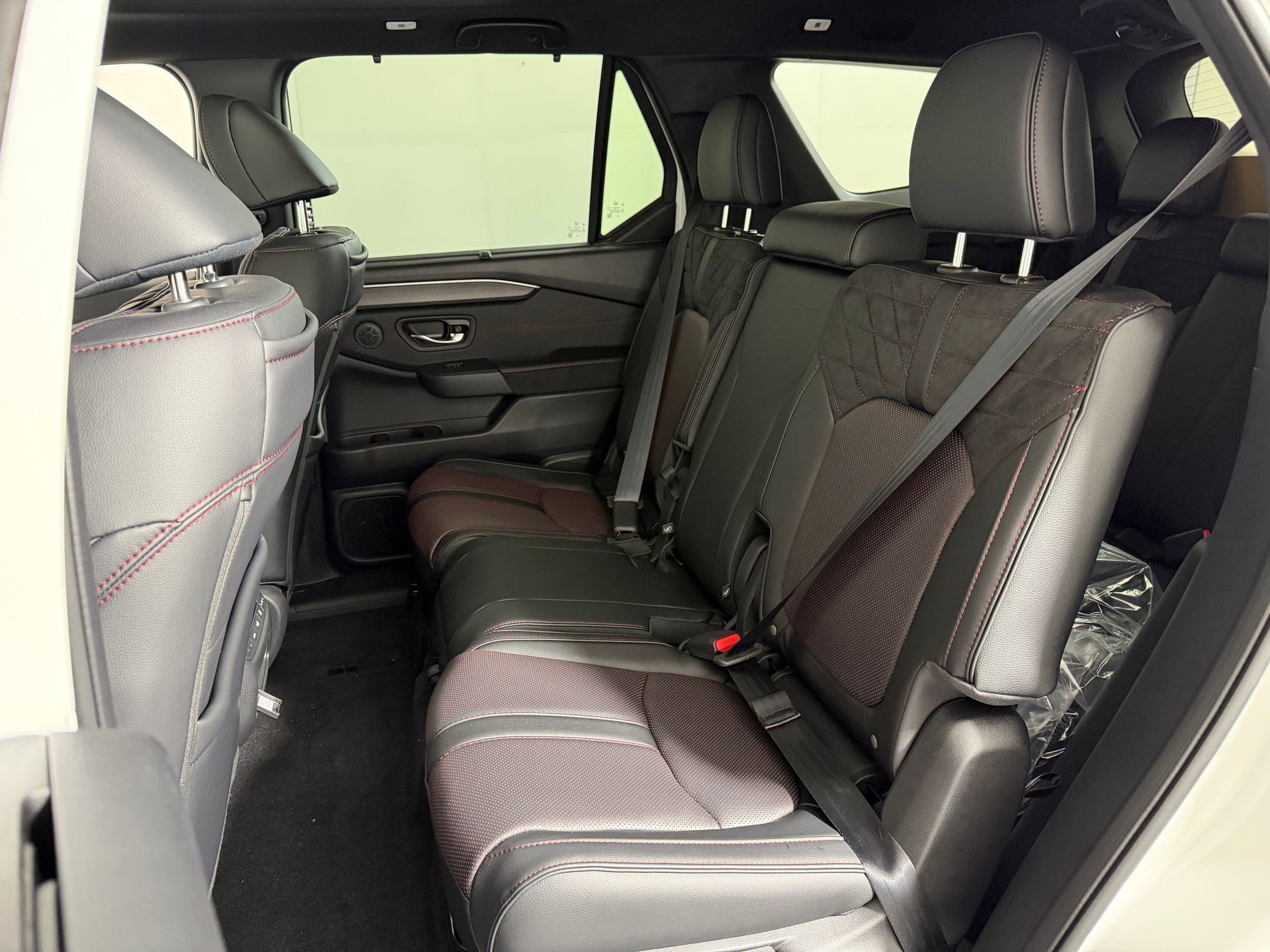 New 2026 Honda Pilot Black Edition image 12