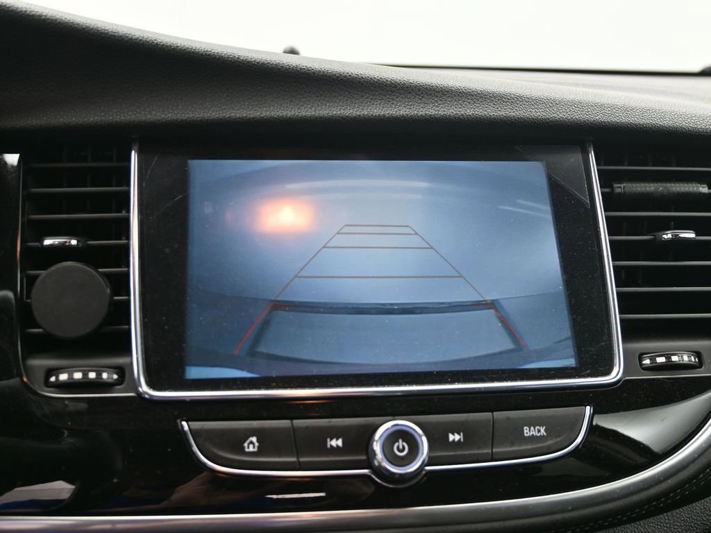 Used 2021 Buick Encore Preferred w/ Safety Package image 20