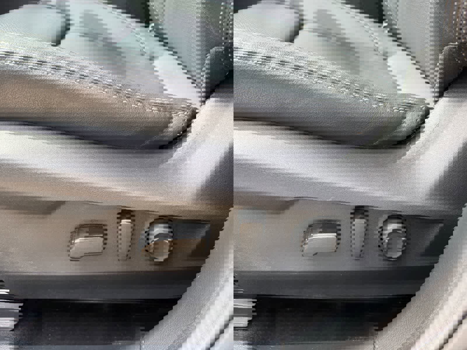 Used 2022 Subaru Outback Limited image 16