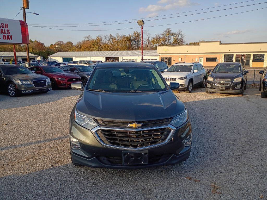 Used 2019 Chevrolet Equinox LT image 2
