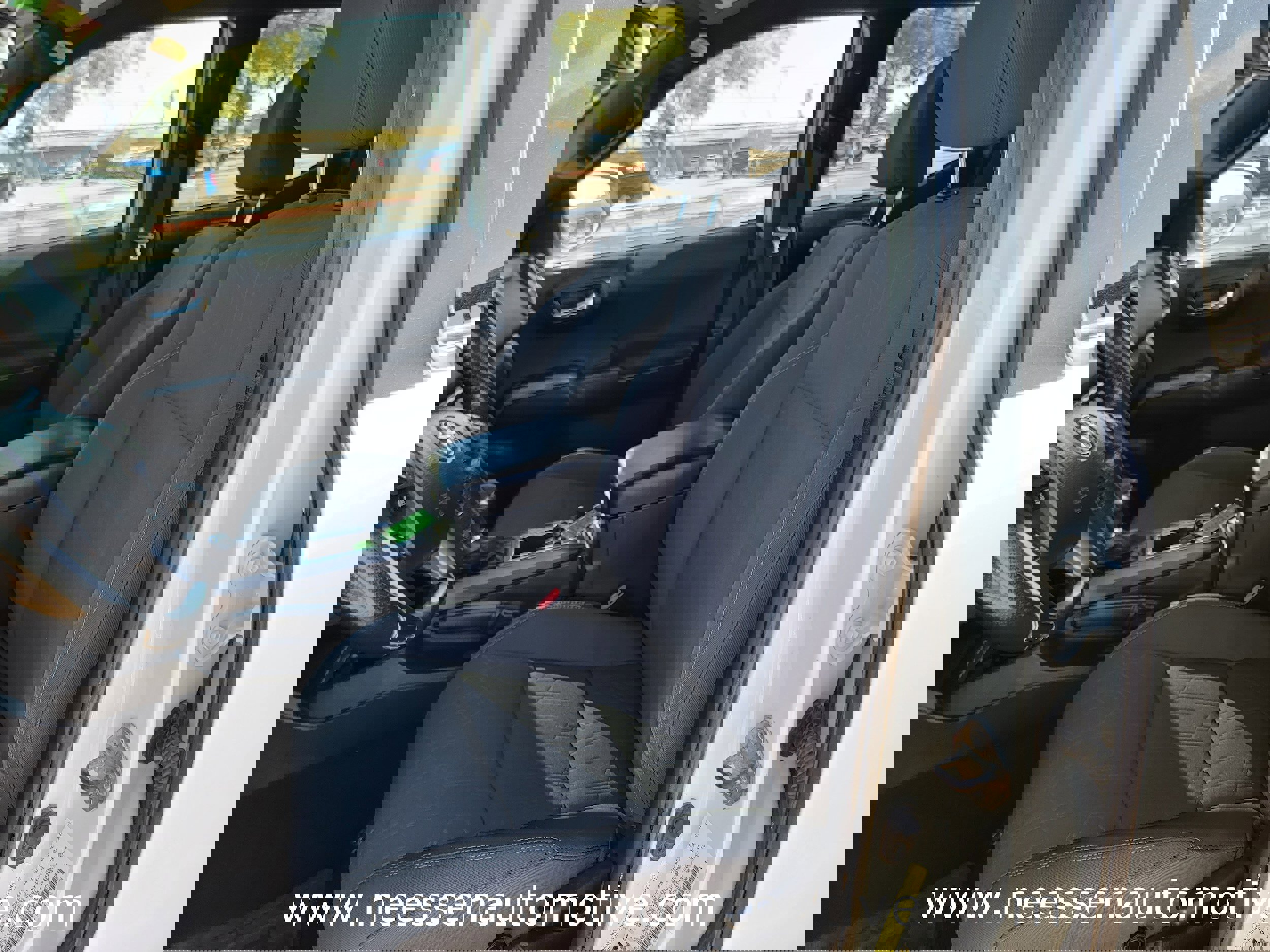 Used 2018 Toyota Tacoma TRD Off-Road w/ Technology Package image 33