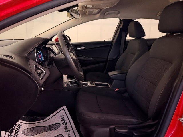 Used 2017 Chevrolet Cruze LS FWD image 16