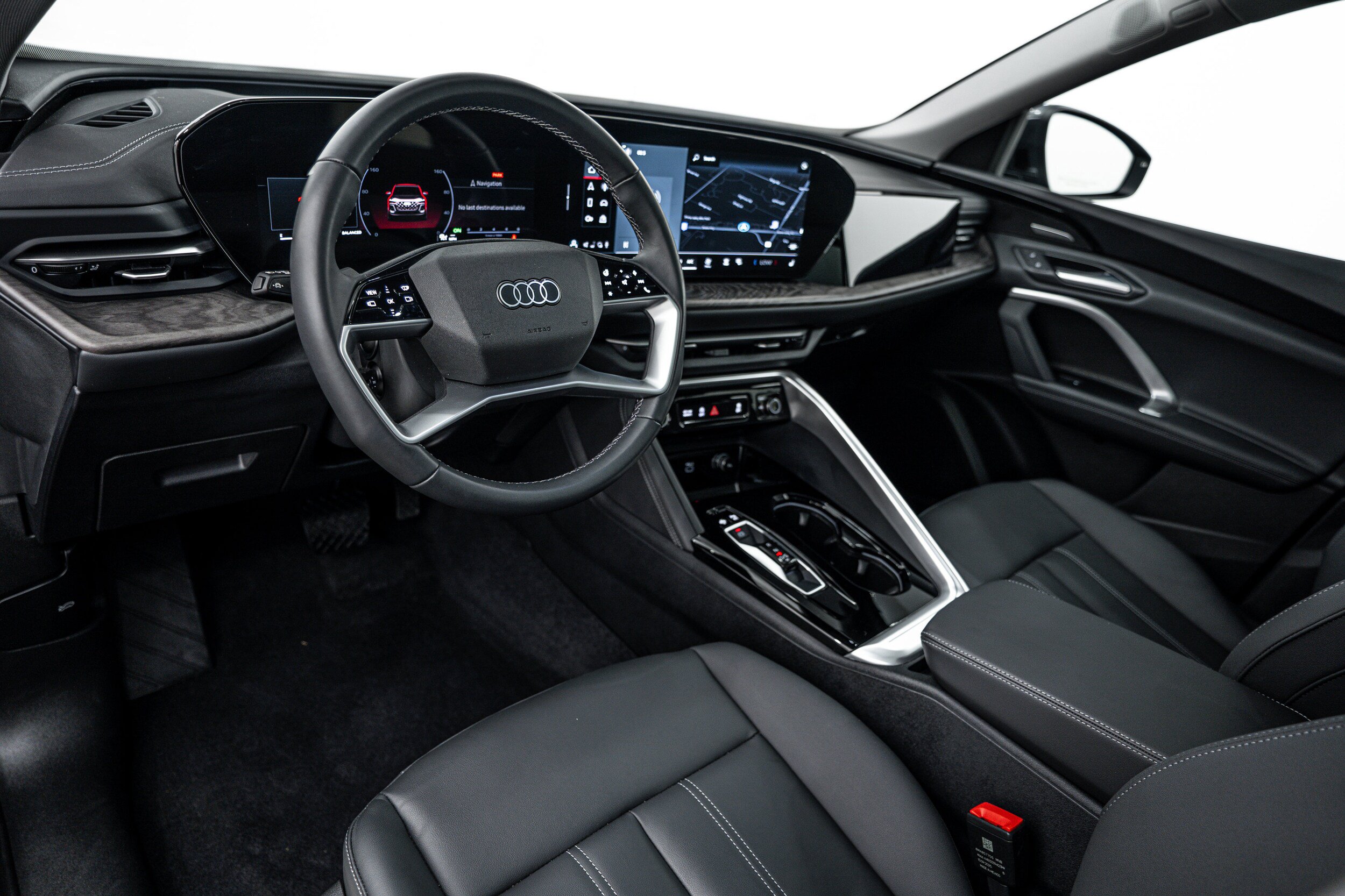 Used 2025 Audi Q5 Premium Plus w/ Premium Plus AWD/4WD image 10