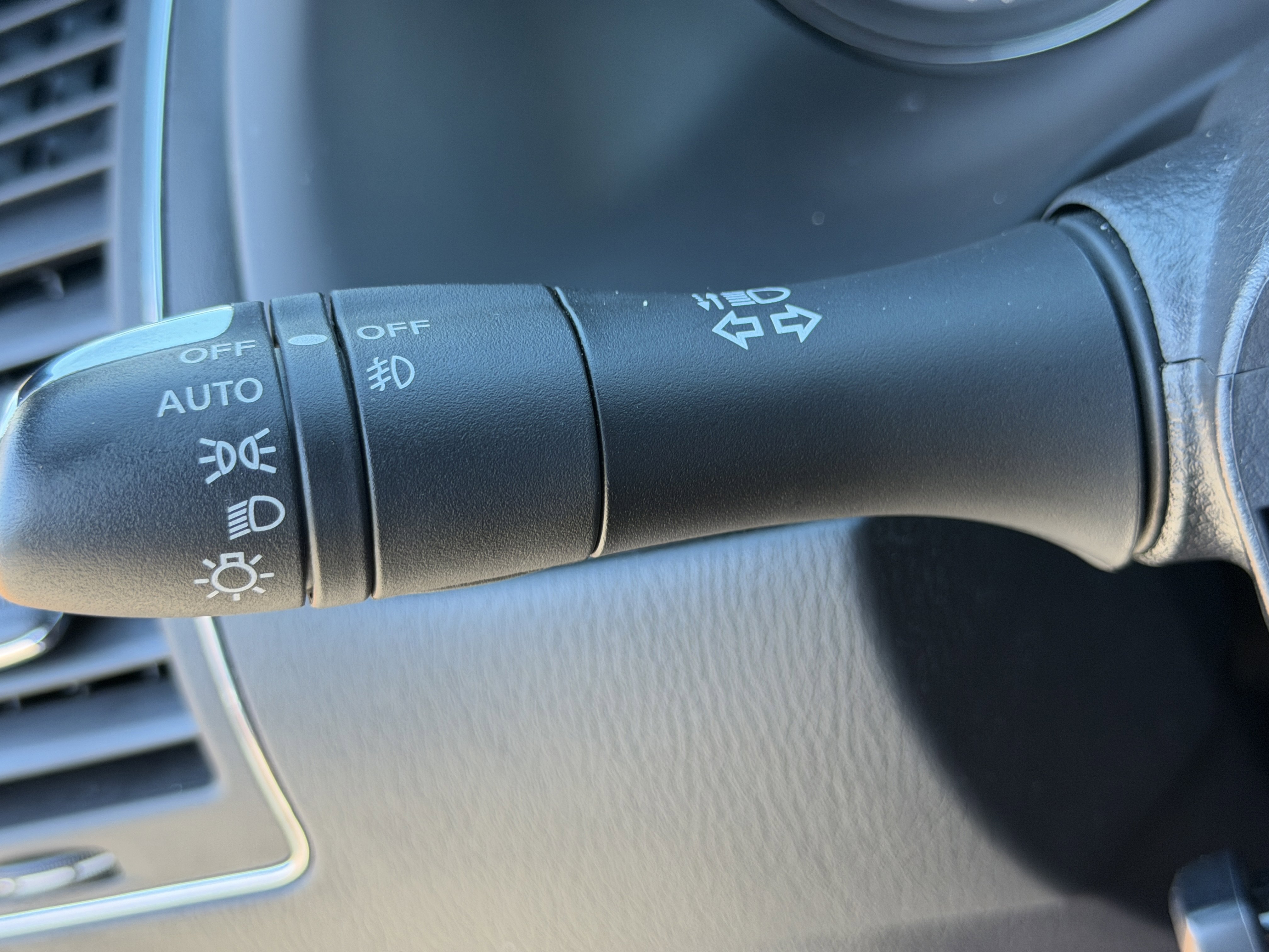 Used 2024 INFINITI QX80 Sensory image 28