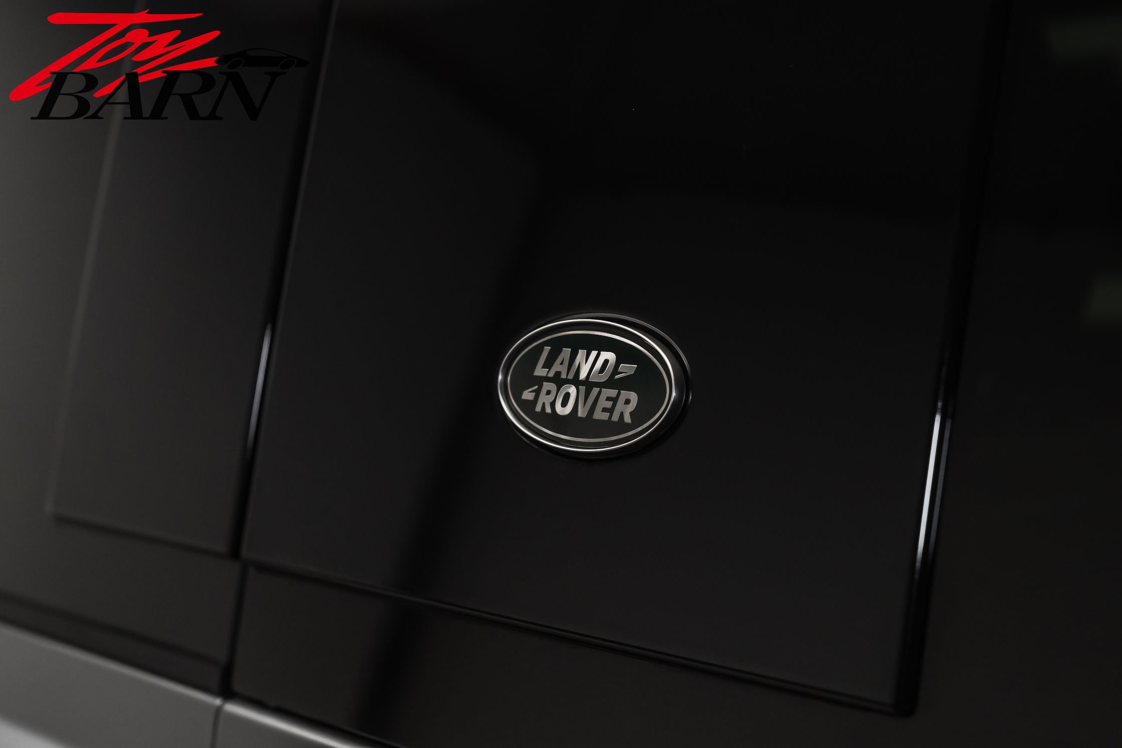 Used 2023 Land Rover Defender 110 X-Dynamic SE image 13