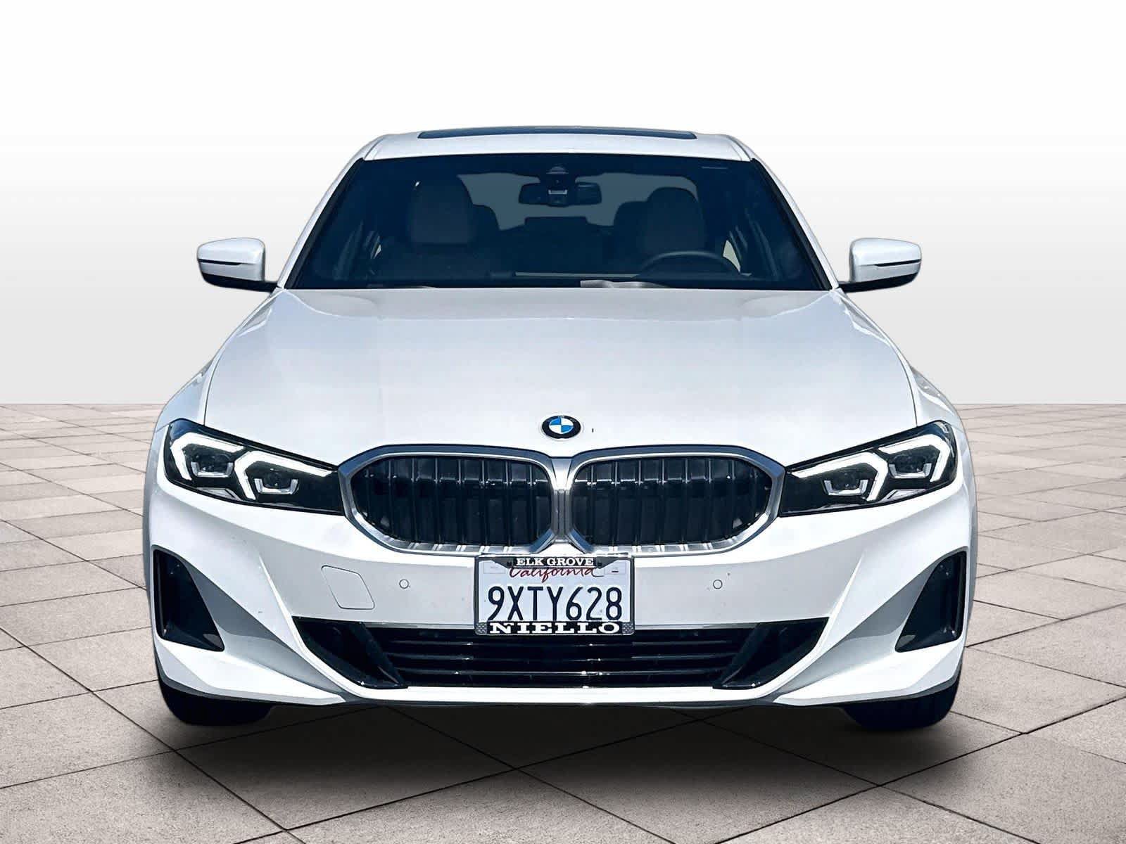 Used 2026 BMW 330i Sedan RWD image 2