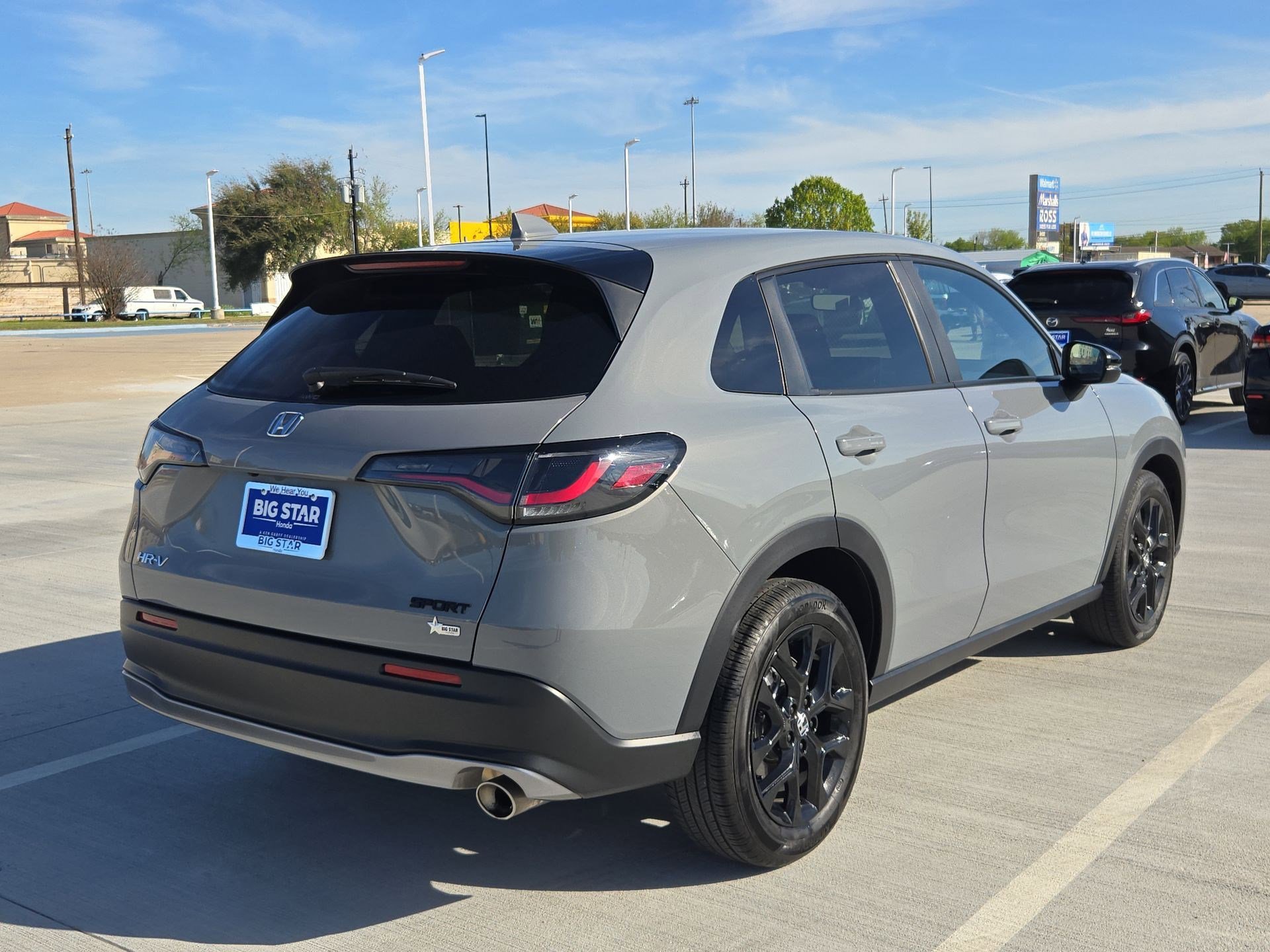 Used 2025 Honda HR-V Sport image 3