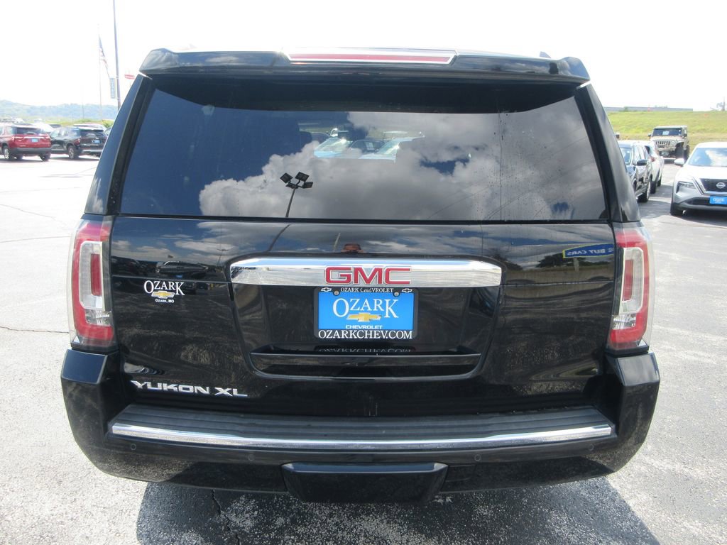 Used 2020 GMC Yukon XL Denali image 4