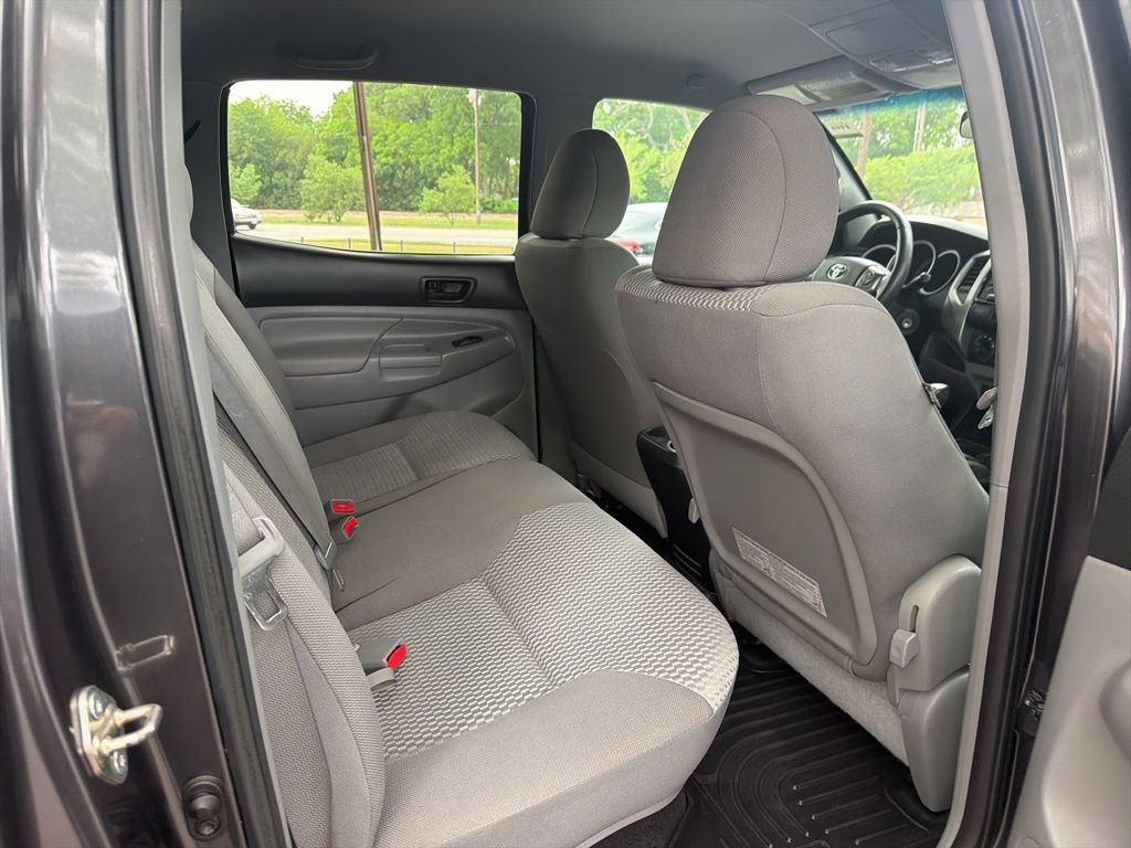 Used 2014 Toyota Tacoma PreRunner w/ SR5 Package RWD image 18