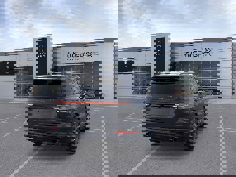 New 2026 Lincoln Aviator AWD image 8