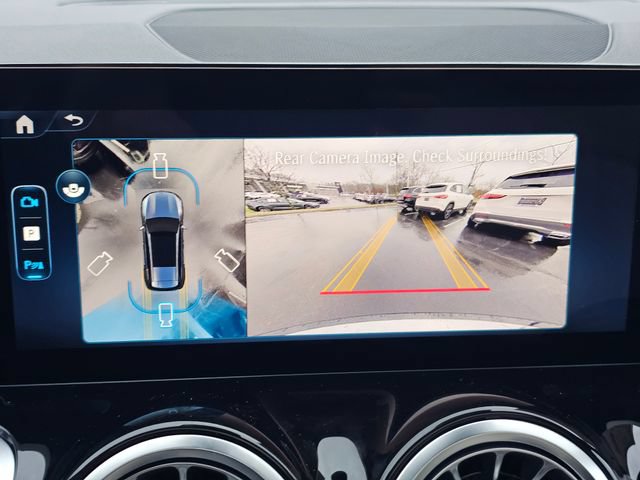 New 2026 Mercedes-Benz GLB 250 4MATIC image 37