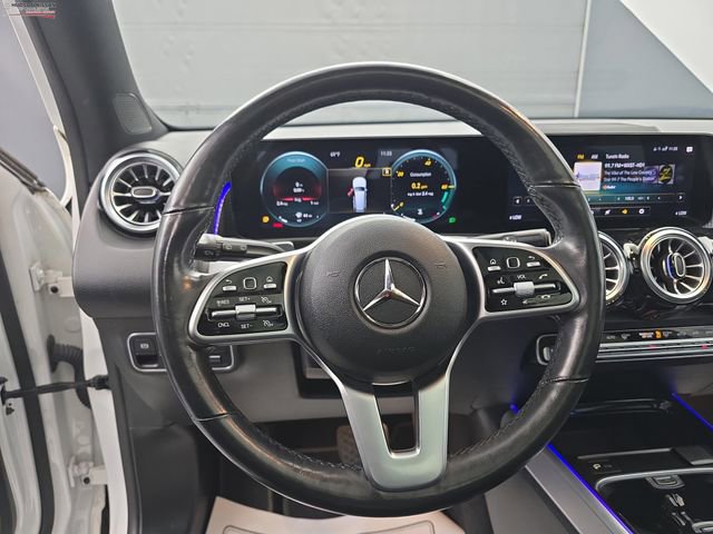 Used 2022 Mercedes-Benz GLB 250 4MATIC image 27