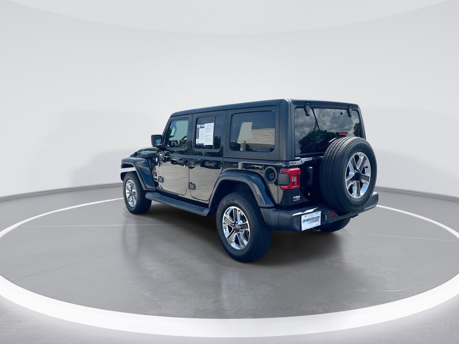 Used 2018 Jeep Wrangler Unlimited Sahara w/ Safety Group AWD/4WD image 7