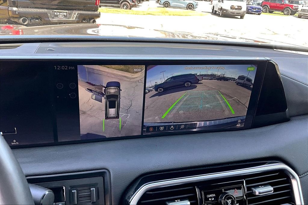 Used 2025 Nissan Armada Platinum Reserve image 19