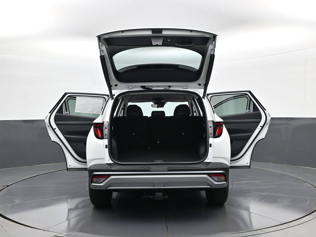New 2026 Hyundai Tucson SEL Plus w/ Tow & Go Package AWD/4WD image 32
